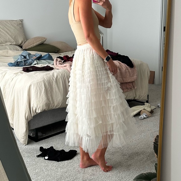 SHEIN ruffle skirt new with tags - Picture 9 of 9